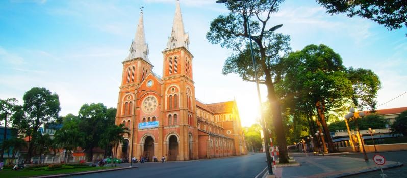 HÀ NỘI - TP.HCM - MŨI NÉ - ĐẠI NAM - HÀ NỘI 4N3D